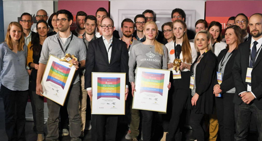 Gruppenfoto der Teilnehmenden am Elevator-Pitch, Regional Cup Rhein-Neckar in Mannheim.