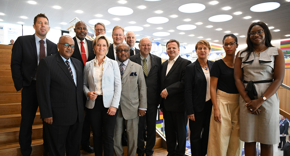 Gruppenfoto auf dem Wirtschaftsgipfel Afrika in Stuttgart im Jahr 2018