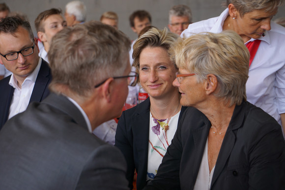 Besuch der Firma Heinrich Feess GmbH & Co. KG in Kirchheim Teck im Rahmen der Kreisbereisung im Landkreis Esslingen