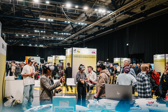 Metaverse Kongress und Messe „Virtuelle Welten – Chancen im Metaverse erleben“ Kongress und Messe „Virtuelle Welten – Chancen im Metaverse erleben“