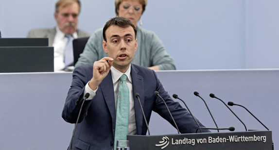 Finanz- und Wirtschaftsminister Nils Schmid im Landtag