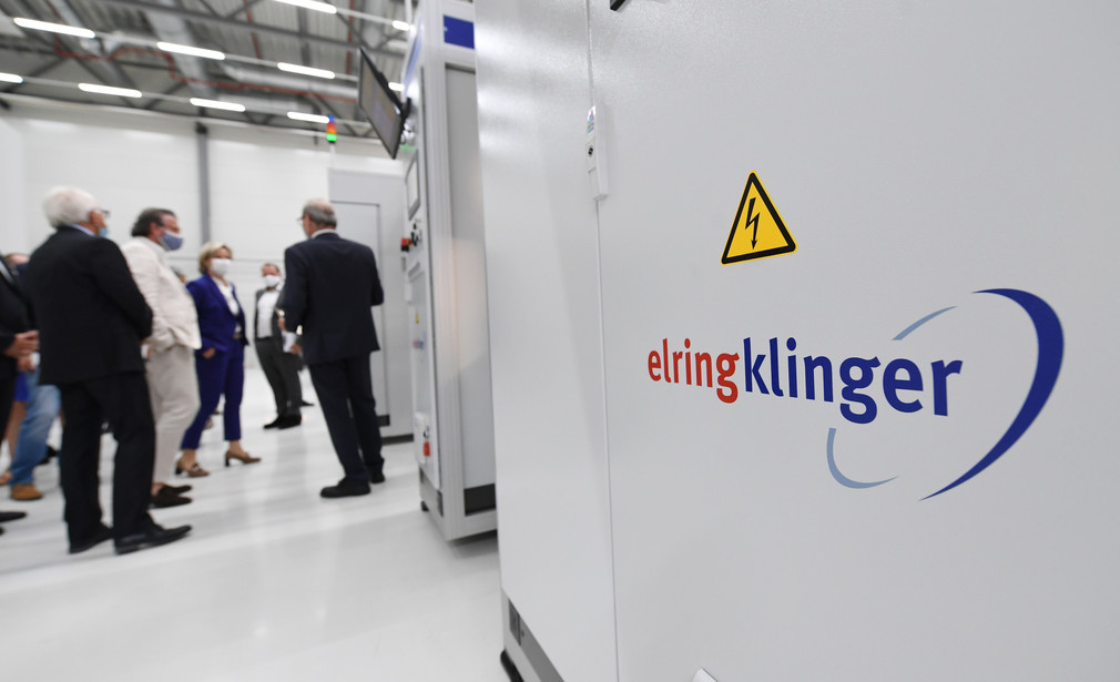 Termin bei der Firma ElringKlinger in Dettingen/Erms im Rahmen der Sommerreise „Baden-Württemberg als Europas Innovationsregion Nummer 1: So stellt sich das Land für die Zukunft auf“