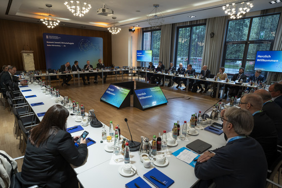 Wirtschaftsgipfel Wirtschaftsgipfel 2025 Wirtschaftsgipfel 2025
