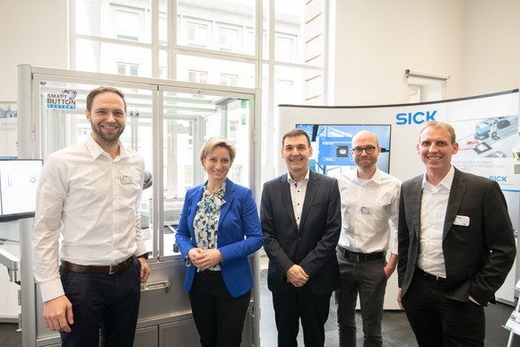 Ausbildung 4.0 Forum Ausbildung 4.0 digital - vernetzt - zukunftsfähig Forum Ausbildung 4.0