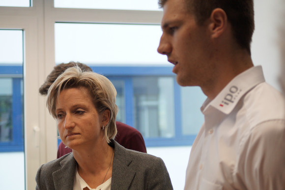 Kreisbereisung Ministerin besucht Landkreis Böblingen Besuch des Unternehmens IPO.Plan GmbH in Leonberg im Rahmen der Kreisbereisung Böblingen am 5. Oktober 2017