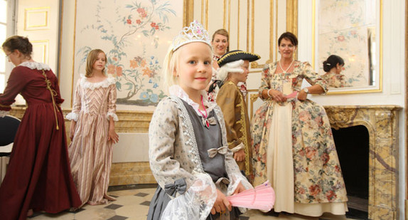 Kinderführung in einem Schloss (Quelle: Staatliche Schlösser und Gärten Baden-Württemberg)