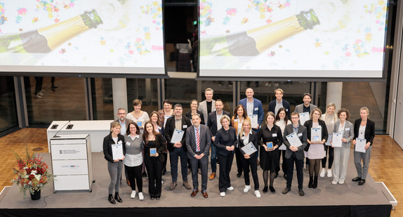 familyNET Wettbewerb Auszeichnungen 2024
