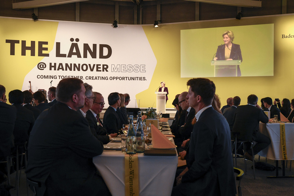 Ministerin besucht Hannover Messe 2024
