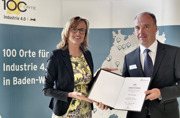 Wirtschaftsstaatssekretärin Katrin Schütz hat am 22. Mai 2017 die aktuellen Preisträger des Wettbewerbs „100 Orte für Industrie 4.0 in Baden-Württemberg“ ausgezeichnet.