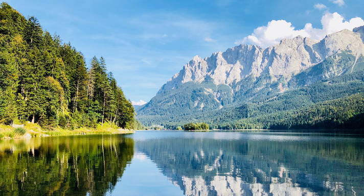 Bayerischer See in den Alpen