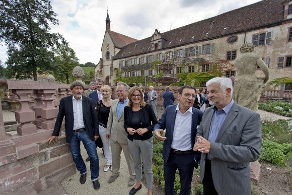 Vom 5. bis 8. September 2017 unternimmt  Staatssekretärin Katrin Schütz ihre viertägige Denkmalreise durch alle vier Regierungsbezirke in Baden-Württemberg. Staatssekretärin Schütz wirbt auf ihrer Denkmalreise für die wertvolle Arbeit der Denkmalpflege.