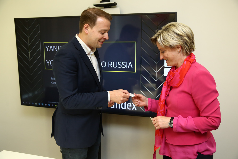 Ministerin Dr. Nicole Hoffmeister-Kraut zu Besuch bei der Firma Yandex, dem „russischen Google“.