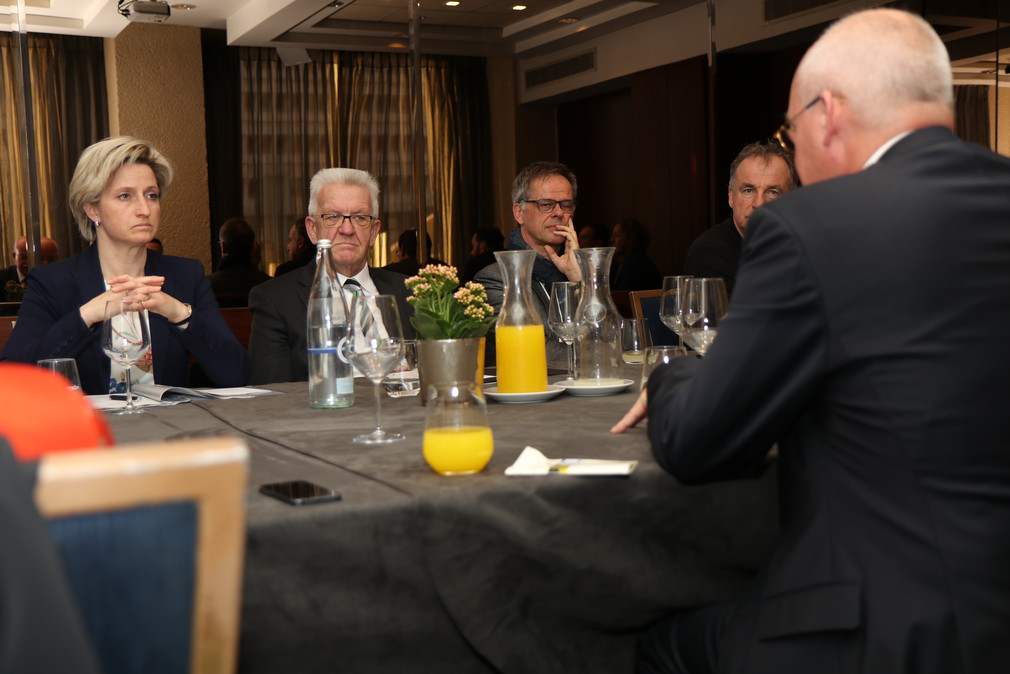 Ministerpräsident Winfried Kretschmann und Wirtschaftsministerin Dr. Nicole Hoffmeister-Kraut reisten am 26. März 2017 mit einer Wirtschafts- und Wissenschaftsdelegation nach Israel und in die Palästinensischen Gebiete.