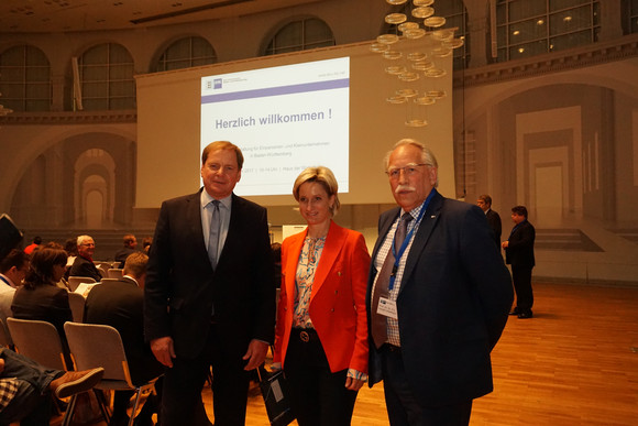 Landesveranstaltung Landesveranstaltung Einpersonen- und Kleinunternehmen Kongress für Einpersonen- und Kleinunternehmen am 19. Oktober 2017 im Haus der Wirtschaft