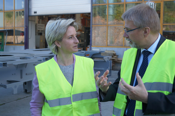 Wirtschafts- und Arbeitsministerin Dr. Nicole Hoffmeister-Kraut hat ihre regelmäßigen Kreisbereisungen im Land am 24. Mai 2017 mit einem Besuch im Alb-Donau-Kreis sowie im Stadtkreis Ulm fortgesetzt.