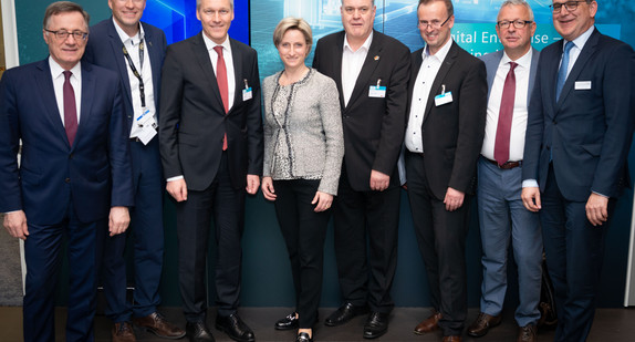 Ministerin Dr. Nicole Hoffmeister-Kraut besucht die Hannover Messe