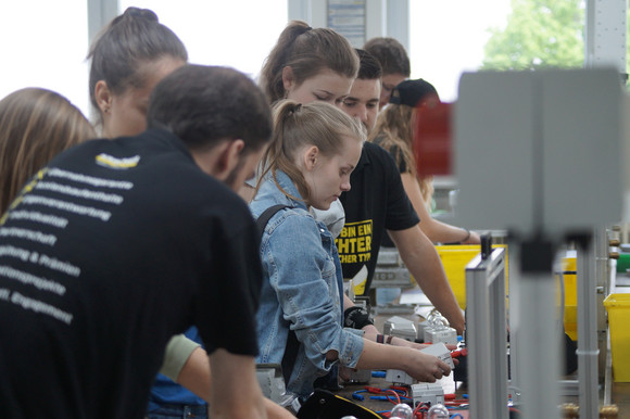 Girls Day Ministerin beim Girls´ Day Girls´ Day am 26. April 2018