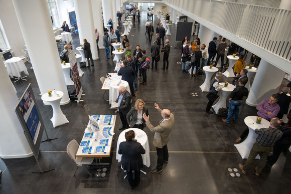 Ausbildung 4.0 Forum Ausbildung 4.0 digital - vernetzt - zukunftsfähig Forum Ausbildung 4.0