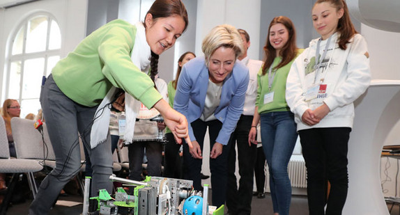 Bilanzgespräch "Frauen in MINT-Berufen" am 9. Oktober 2017