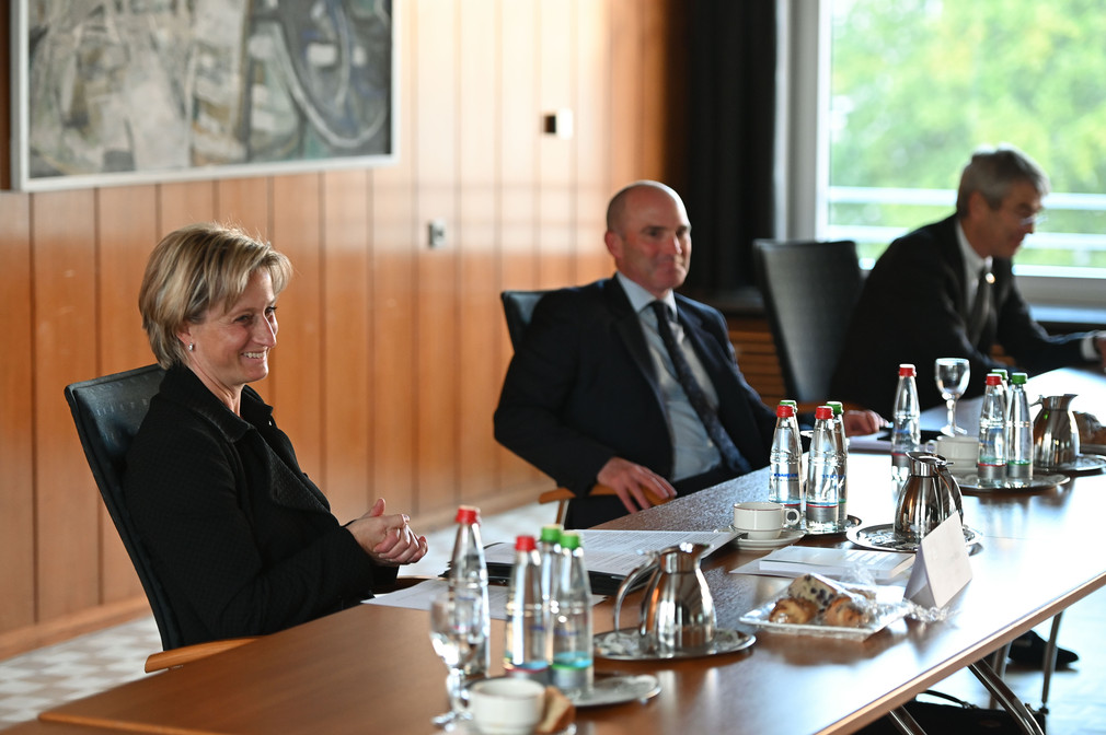 Gespräche zwischen dem Land Baden-Württemberg und Großbritannien mit Vertretern aus UK und der Wirtschaftsministerin Dr. Nicole Hoffmeister-Kraut.