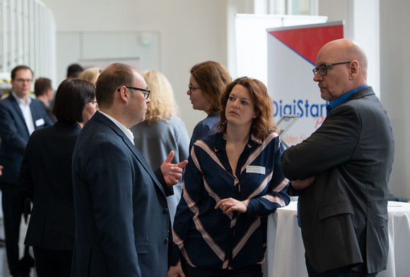 Ausbildung 4.0 Forum Ausbildung 4.0 digital - vernetzt - zukunftsfähig Forum Ausbildung 4.0
