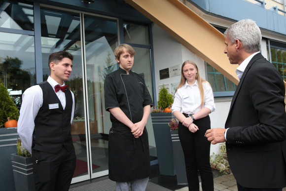 Besuch des Badhotel Restaurant Stauferland in Bad Boll im Rahmen der Ausbildungsreise am 12. Oktober 2021. 