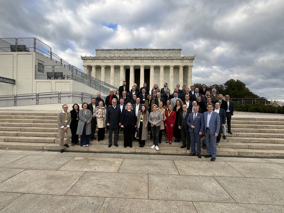 Delegationsreise USA Lincoln-Memorial 