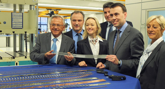 Minister Schmid besuchte im Rahmen der Tour de Handwerk unter anderem die Firma Kramski GmbH in Pforzheim. 