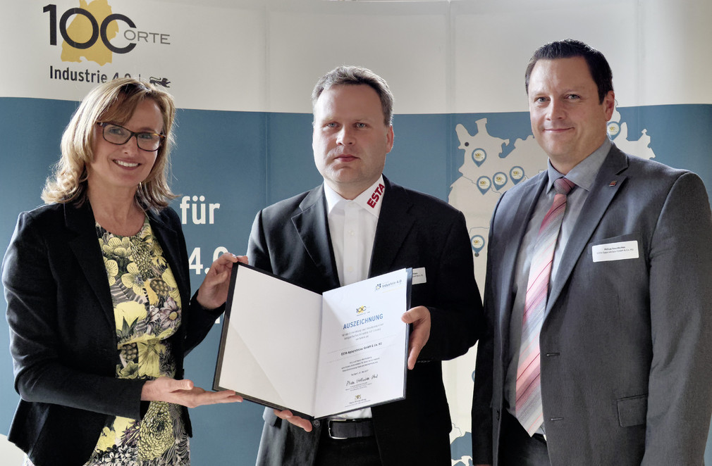 Wirtschaftsstaatssekretärin Katrin Schütz hat am 22. Mai 2017 die aktuellen Preisträger des Wettbewerbs „100 Orte für Industrie 4.0 in Baden-Württemberg“ ausgezeichnet.
