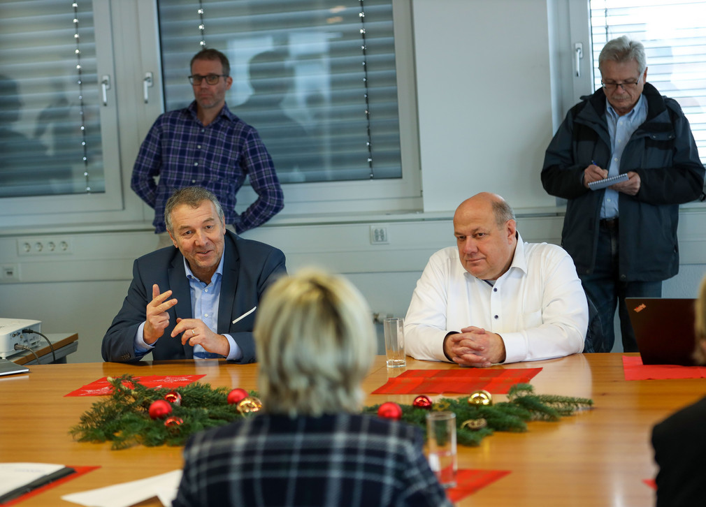 Arbeitsmarktpolitische Reise mit Ministerin Dr. Hoffmeister-Kraut - Besuch sMotive Softwarezentrum