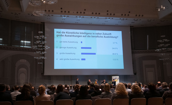 Ausbildung 4.0 Forum Ausbildung 4.0 digital - vernetzt - zukunftsfähig Forum Ausbildung 4.0