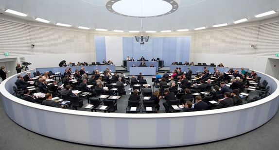 Blick in den Plenarsaal des Landtags von Baden-Württemberg (Quelle: Sebastian Kahnert, dpa)