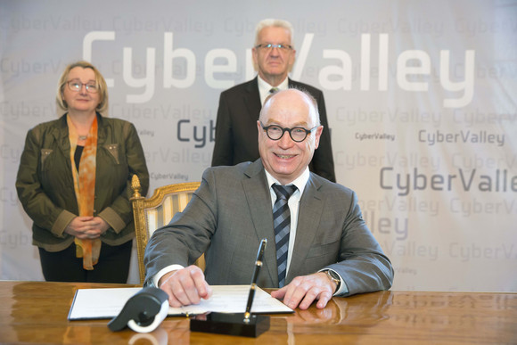 Forschung Europäische Forschungskooperation „Cyber Valley“ startet Prof. Dr. Martin Stratmann, MPG-Präsident