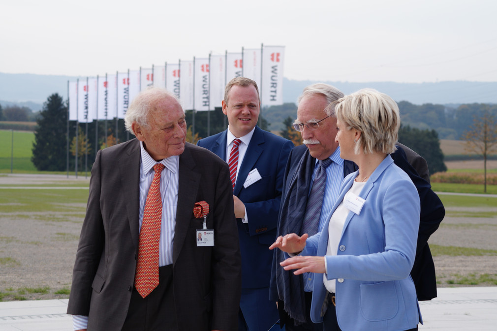 Besuch der Firma Adolf Würth GmbH & Co. KG in Künzelsau-Gaisbach im Rahmen der Kreisbereisung Hohenlohe am 28. September 2017 
