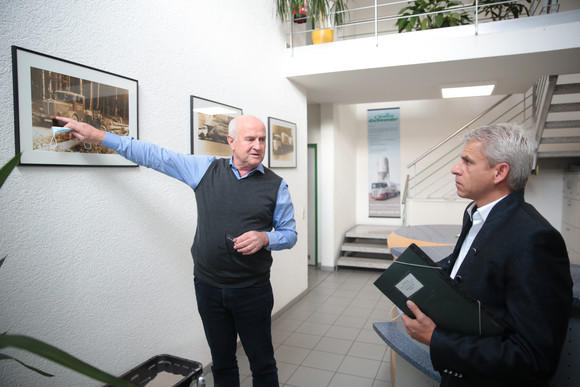 Besuch August Gschwander Transport GmbH in Teningen-Nimburg im Rahmen der Logistikreise am 13. Oktober 2021. 