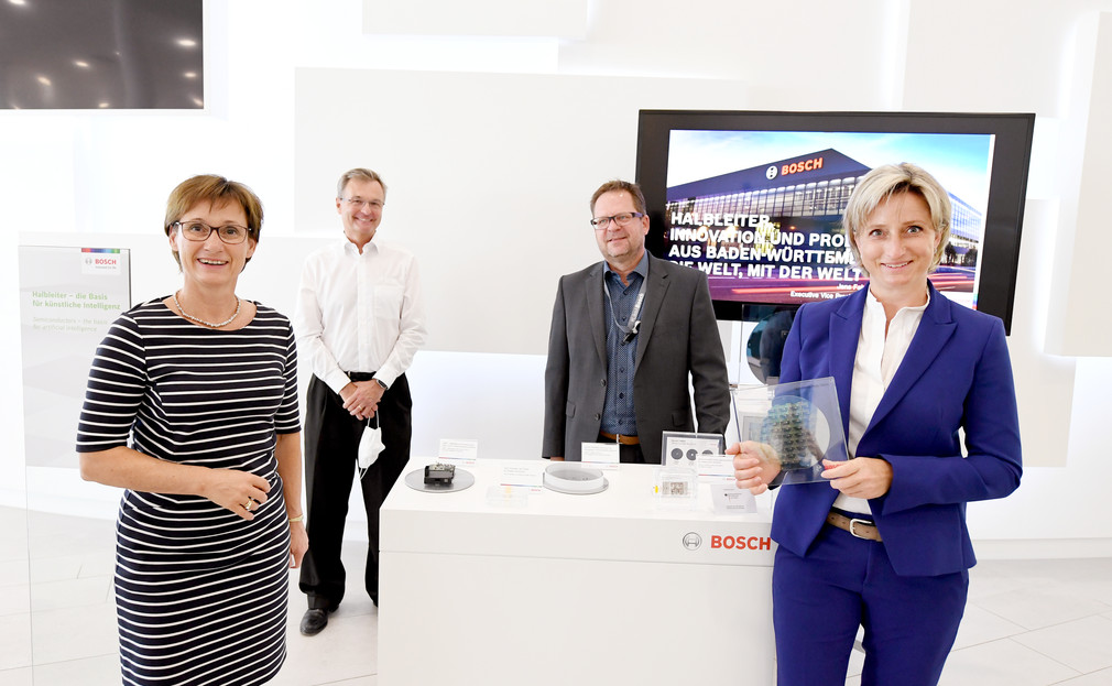Termin im Bosch Center for Artificial Intelligence in Renningen im Rahmen der Sommerreise „Baden-Württemberg als Europas Innovationsregion Nummer 1: So stellt sich das Land für die Zukunft auf“