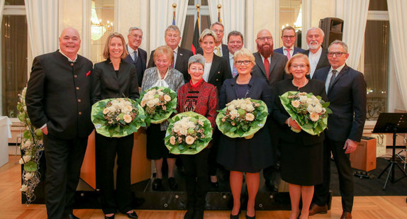 Verleihung der Wirtschaftsmedaille am 23. November 2017
Quelle: Leif-Hendrik Piechowski