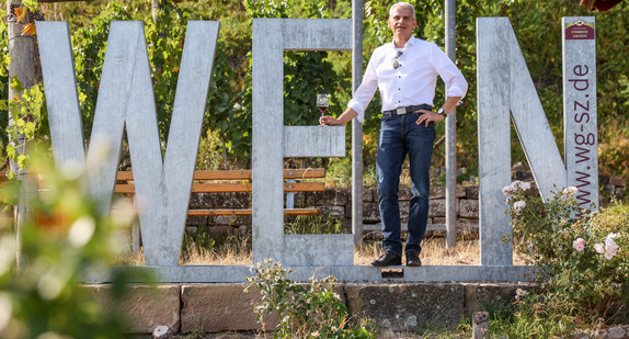 Staatssekretär Rapp in den Weinbergen bei Brackenheim