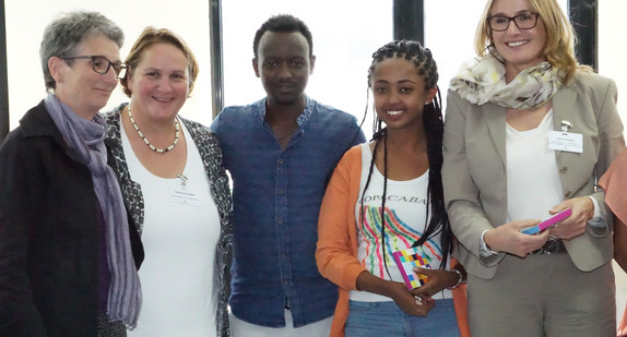 Markterkundungsreise nach Äthiopien und Kenia unter der Leitung der Staatssekretärin im Staatsministerium Frau Schopper und der Staatssekretärin im Ministerium für Wirtschaft, Arbeit und Wohnungsbau Frau Schütz vom 26. November bis 2. Dezember 2017 

Besuch von blueMoon (Start-up-Förderinstitut) 