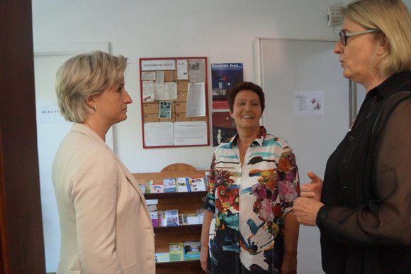 Arbeitsmarkt Arbeitsmarktpolitische Reise Besuch der Arbeiterbildung e.V. Reutlingen im Rahmen der Arbeitsmarktpolitischen Reise am 14. August 2017