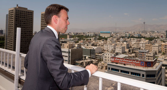 Finanz- und Wirtschaftsminister Nils Schmid startete am 4. September 2015 zu einer sechstägigen Wirtschaftsdelegationsreise in die Islamische Republik Iran. 