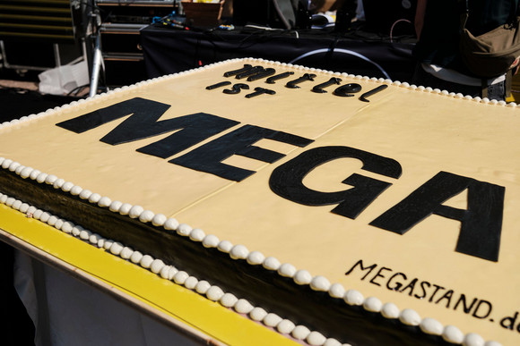 Mittelstand Image-Kampagne Mittelstand wird Megastand Mittel ist Mega