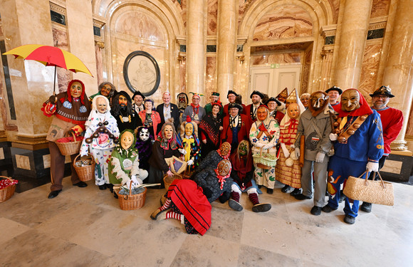 Gruppenbild mit dem Narrenfreundschaftsring Schwarzwald-Baar-Heuberg 