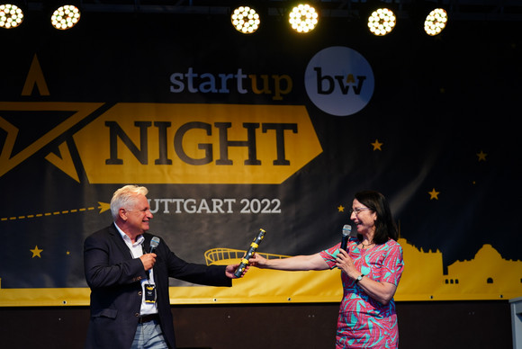 Startup BW Night