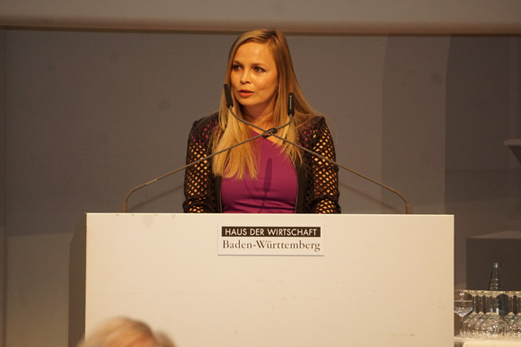 Landesveranstaltung Landesveranstaltung Einpersonen- und Kleinunternehmen Kongress für Einpersonen- und Kleinunternehmen am 19. Oktober 2017 im Haus der Wirtschaft