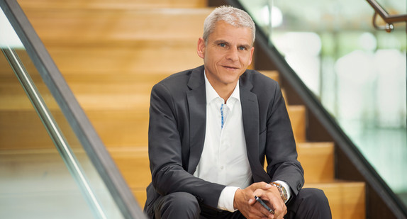 Staatssekretär Dr. Patrick Rapp
