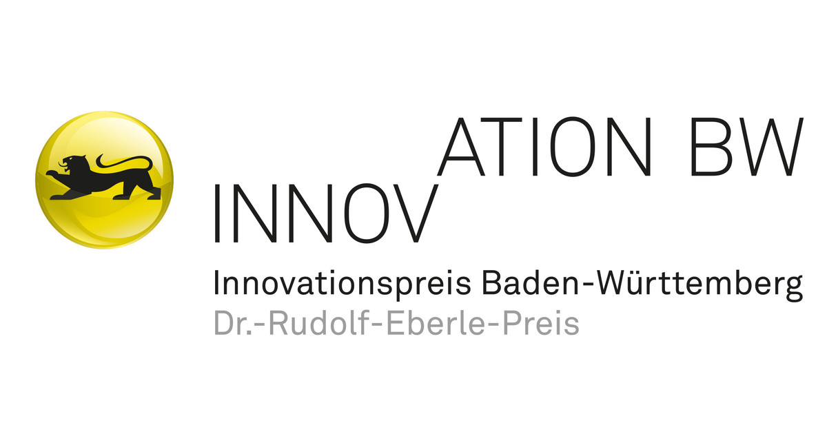 Logo des Dr.-Rudolf-Eberle-Preises: Der Stauferlöwe in einem gelben Kreis steht vor dem Schriftzug „INNOVATION BW – Innovationspreis Baden-Württemberg – Dr.-Rudolf-Eberle-Preis“ auf weißem Hintergrund