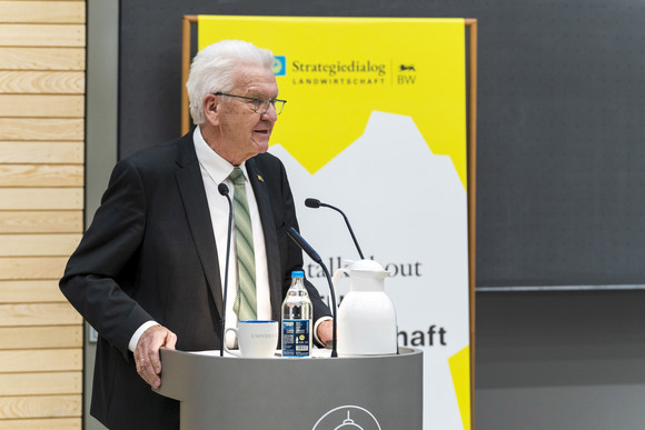 Landwirtschaft Sechster Hohenheimer Landwirtschaftsdialog Ministerpräsident Winfried Kretschmann bei seiner Rede
