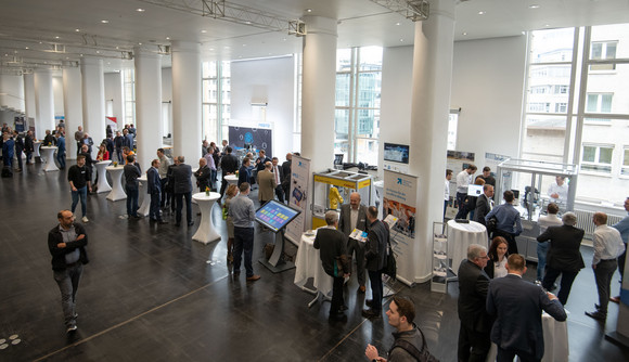 Ausbildung 4.0 Forum Ausbildung 4.0 digital - vernetzt - zukunftsfähig Forum Ausbildung 4.0