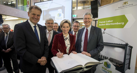 Erstes "Popup Labor BW" in Schwäbisch Gmünd eröffnet